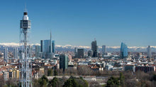 Load image into Gallery viewer, A 99 metri da terra: la Torre Branca e il parco Sempione | miguidi
