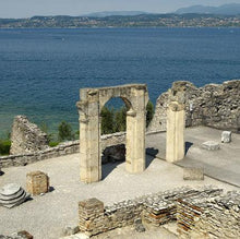 Load image into Gallery viewer, Le Grotte di Catullo: il fascino dell'antica Roma sul Lago di Garda! | miguidi
