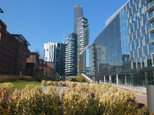 Load image into Gallery viewer, Grattacieli in città - miguidi