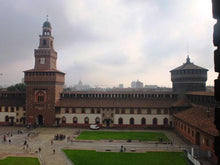 Load image into Gallery viewer, Il giro di ronda delle merlate del Castello Sforzesco - miguidi