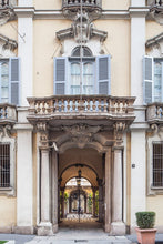 Load image into Gallery viewer, Milano segreta: benvenuti a palazzo Bolagnos Visconti - miguidi