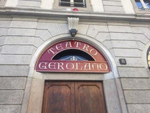 Load image into Gallery viewer, Aperitivo e concerto di mandolini alla "Piccola Scala" di Milano: il teatro Gerolamo! | miguidi