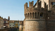 Load image into Gallery viewer, I piaceri di Parma. Tra un labirinto e un castello, sulle note di Verdi - miguidi