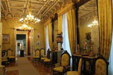 Load image into Gallery viewer, Pasqua a Trieste, citt&agrave; dalla "Scontrosa Grazia" | miguidi