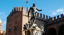 Load image into Gallery viewer, Bologna, tra goliardia e arte d'eccellenza, e il castello delle meraviglie! | miguidi